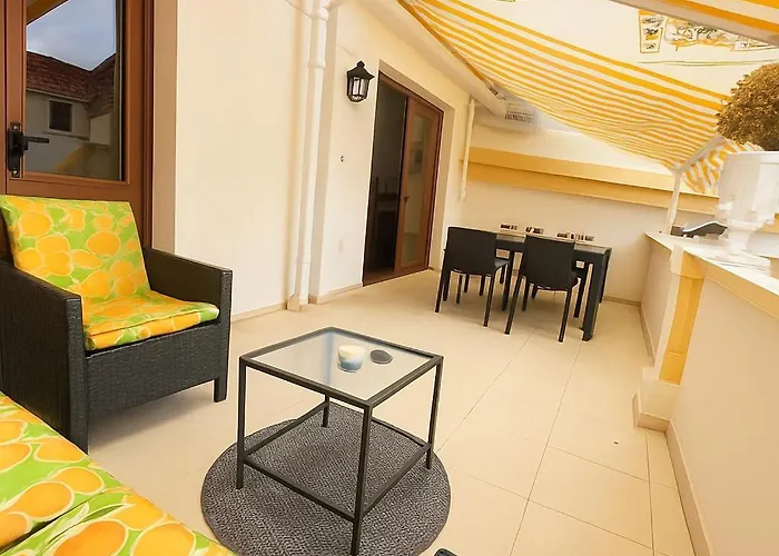 Windsor Park Spacious In * Адехе