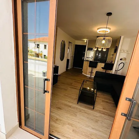 Διαμέρισμα Windsor Park Spacious In *